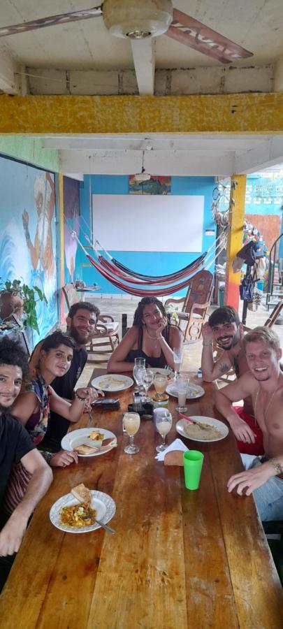 Hostel Villa Mary Taganga Buitenkant foto