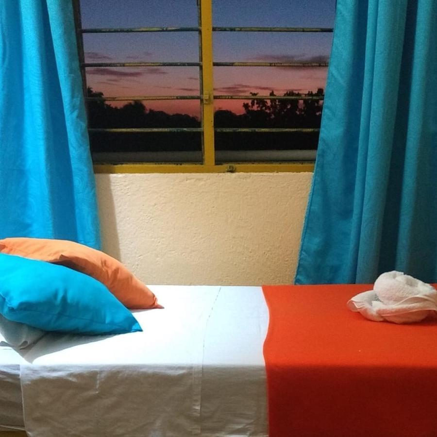 Hostel Villa Mary Taganga Buitenkant foto